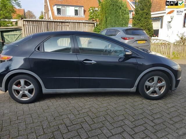 Zwart Gebruikt 2006 Honda Civic Sport Hatchback | € 2.950 (Iets duurder) - Afbeelding 1/4