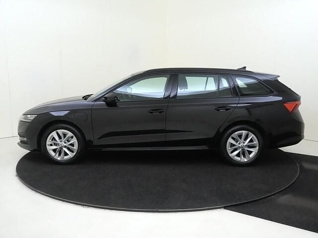 Occasion Skoda Octavia Business Line 204 PK (150 kW) 2023 Zwart Stationwagen