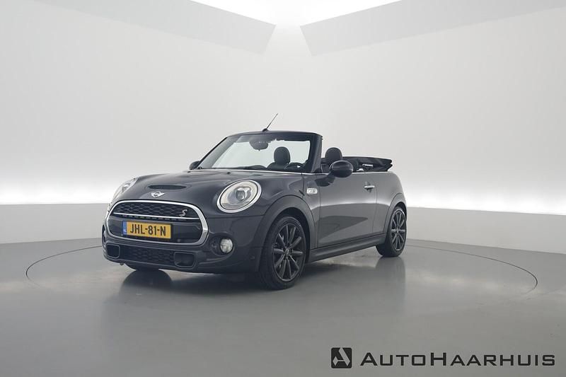 Grijs Occasion 2016 Mini Cooper S Cabriolet Cabriolet | € 19.900 (Eerlijke prijs) - Afbeelding 1/3