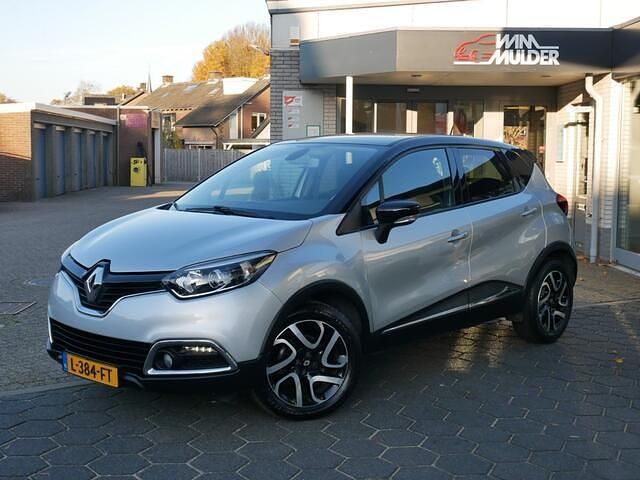 Grijs Gebruikt 2014 Renault Captur Dynamique SUV | € 9.950 (Eerlijke prijs) - Afbeelding 1/4