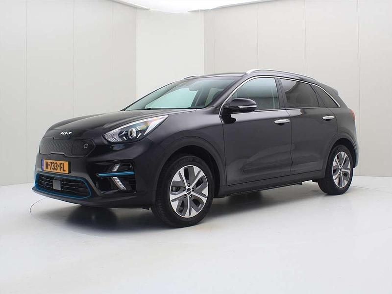 Zwart Gebruikt 2021 Kia e-Niro SUV | € 20.700 - Afbeelding 1/4