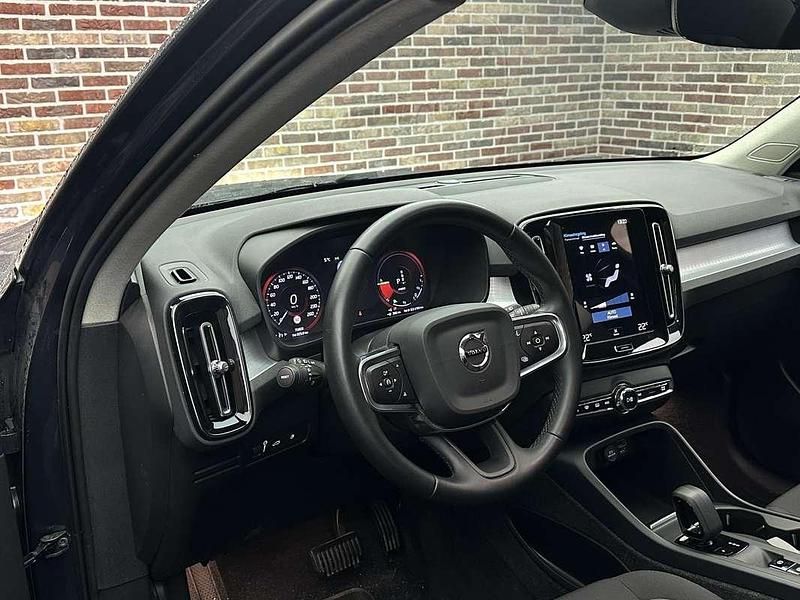 Occasion Volvo XC40 Inscription 211 PK (155 kW) 2021 Blauw SUV