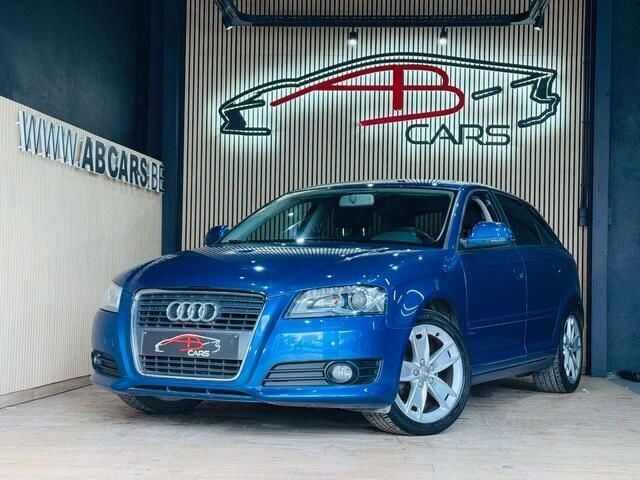 Blauw Gebruikt 2009 Audi A3 Sport Sedan | € 6.990 (Duur) - Afbeelding 1/4