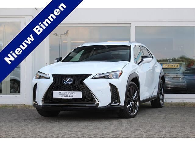 Wit Gebruikt 2020 Lexus UX 250h Sport Line SUV | € 29.960 (Eerlijke prijs) - Afbeelding 1/4