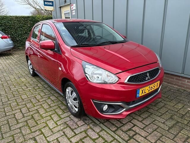 Rood (metallic) Gebruikt 2019 Mitsubishi Space Star Hatchback | € 6.950 (Goede deal) - Afbeelding 1/4