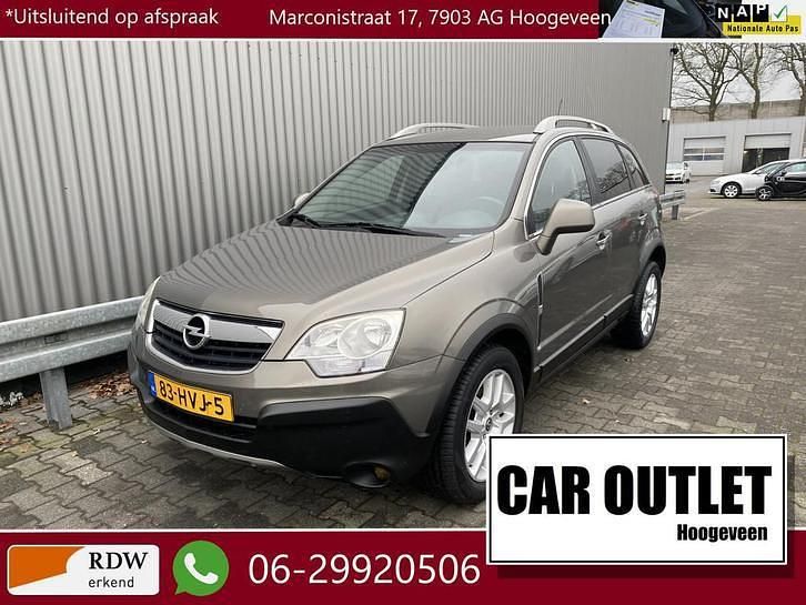 Beige (metallic) Occasion 2009 Opel Antara SUV | € 3.650 (Eerlijke prijs) - Afbeelding 1/4