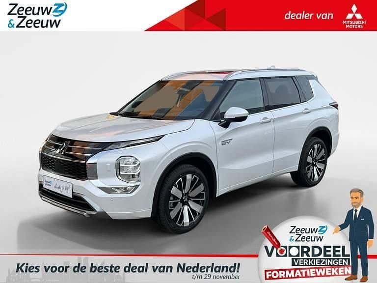 Nieuw 2025 Mitsubishi Outlander P-HEV Instyle SUV | € 54.500 (Super prijs) - Afbeelding 1/4