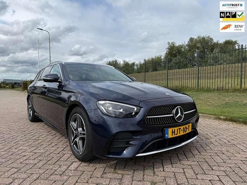 Blauw Gebruikt 2021 Mercedes E400 Exclusive Stationwagen | € 47.950 - Afbeelding 1/4