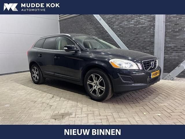 Zwart Gebruikt 2013 Volvo XC60 Summum SUV | € 16.800 (Goede deal) - Afbeelding 1/4