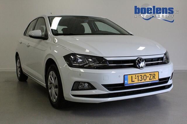 Wit (metallic) Gebruikt 2021 VW Polo Comfortline Hatchback | € 9.978 (Super prijs) - Afbeelding 1/4