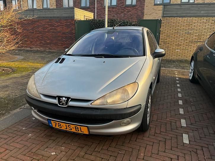 Occasion Peugeot 206 108 PK (79 kW) 2002