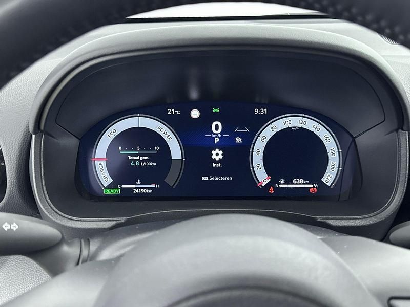 Occasion Toyota Yaris Hybrid Executive 131 PK (96 kW) 2024 Blauw Hatchback