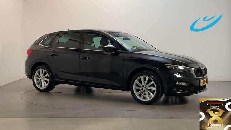 Zwart Gebruikt 2021 Skoda Scala Business Line Hatchback | € 16.400 (Eerlijke prijs) - Afbeelding 1/3