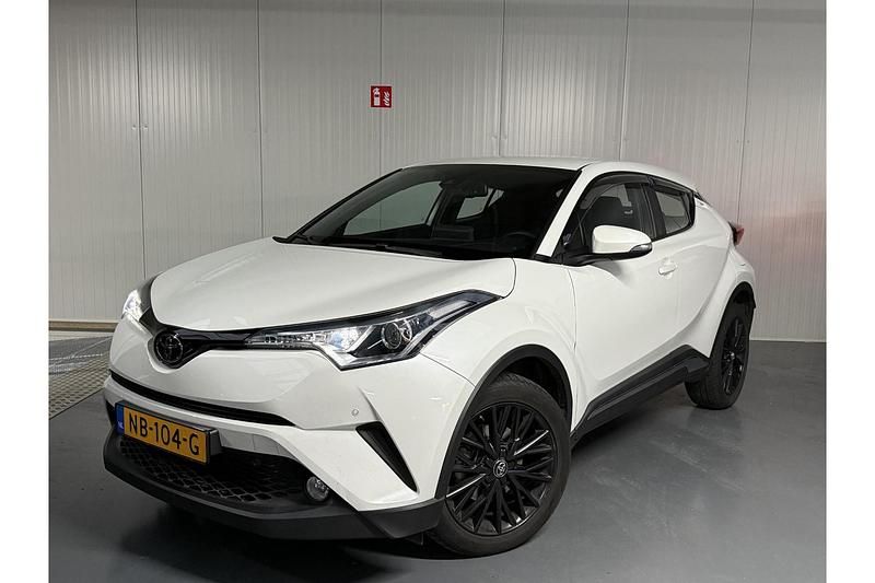 Wit Gebruikt 2017 Toyota C-HR SUV | € 18.799 (Eerlijke prijs) - Afbeelding 1/1