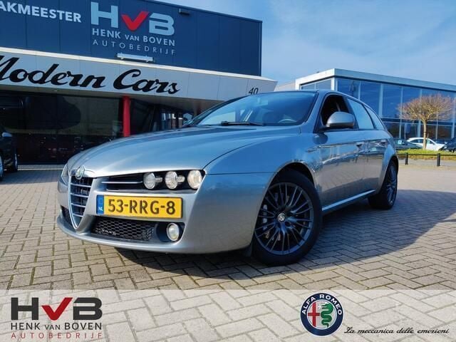 Grijs Gebruikt 2011 Alfa Romeo 159 Progression Stationwagen | € 10.995 - Afbeelding 1/4