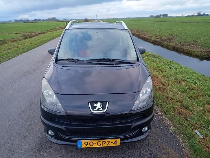 Occasion 2008 Peugeot 1007 MPV | € 2.450 (Eerlijke prijs) - Afbeelding 1/4