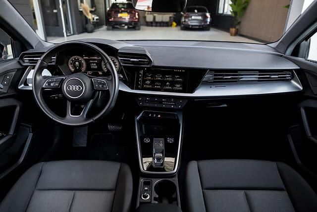 Occasion Audi A3 Sportback S-Line 110 PK (80 kW) 2023 Grijs Hatchback