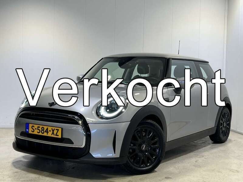 Grijs Gebruikt 2023 Mini John Cooper Works Hatchback | € 26.440 (Super prijs) - Afbeelding 1/4