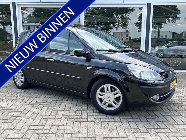 Zwart Gebruikt 2009 Renault Scénic III MPV | € 3.450 (Iets duurder) - Afbeelding 1/4
