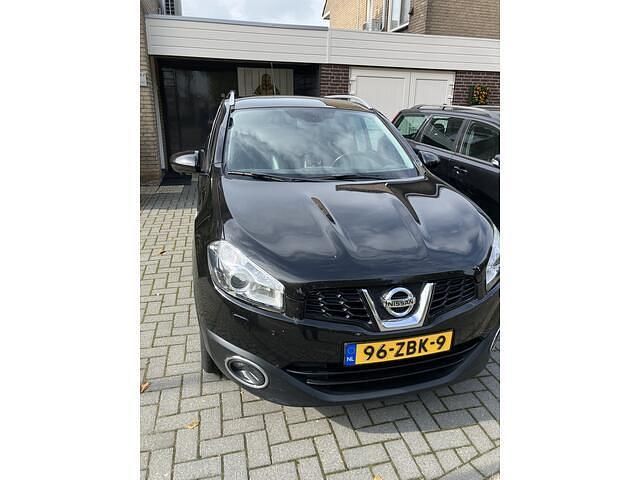 Zwart Gebruikt 2012 Nissan Qashqai Tekna SUV | € 7.750 (Eerlijke prijs) - Afbeelding 1/3