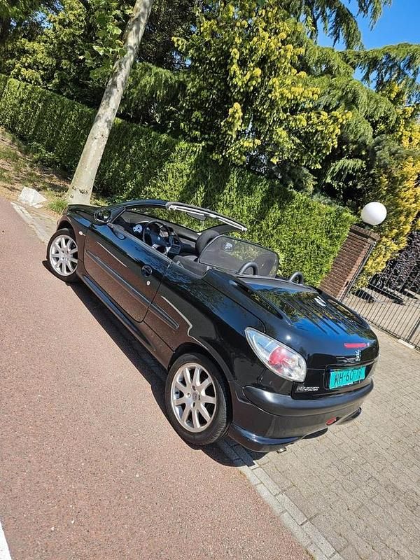 Occasion Peugeot 206 CC 136 PK (100 kW) 2004 Cabriolet
