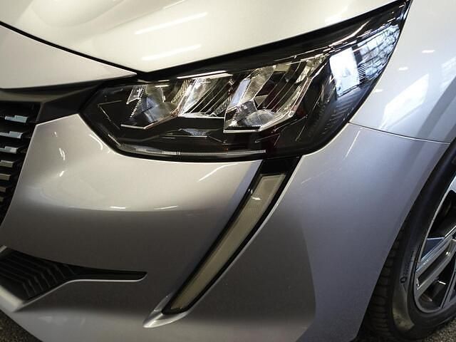 Occasion Peugeot 208 Allure 101 PK (74 kW) 2023 Grijs Hatchback