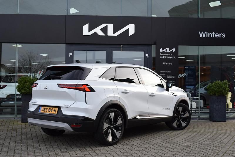 Nieuw Mitsubishi Grandis Instyle 160 PK (117 kW) 2025 Wit SUV