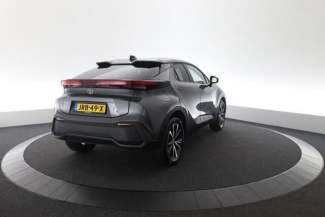 Nieuw Toyota C-HR 163 PK (119 kW) 2025 Grijs SUV