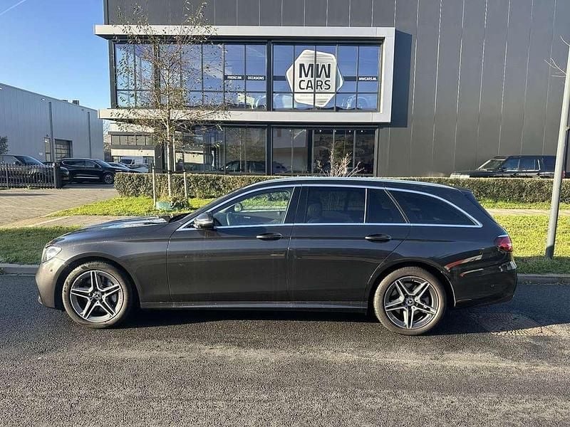 Occasion Mercedes E300 AMG line 320 PK (235 kW) 2022 Grijs Stationwagen