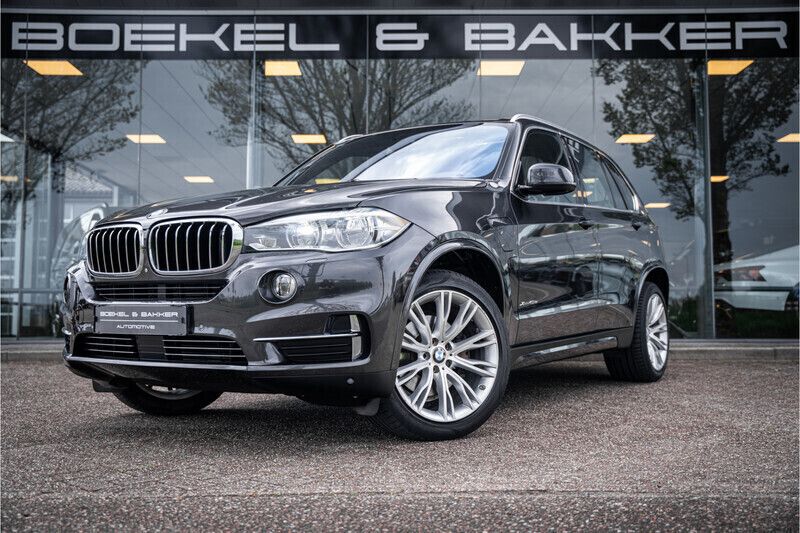 Grijs Gebruikt 2015 BMW X5 Executive SUV | € 36.845 - Afbeelding 1/4