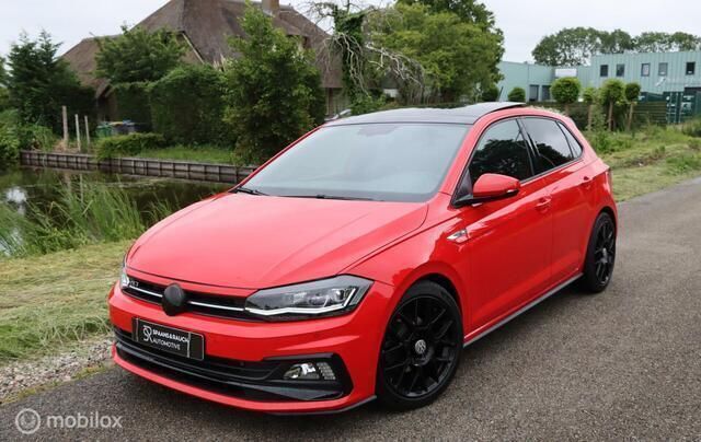Rood Gebruikt 2018 VW Polo R-line Hatchback | € 14.995 (Iets duurder) - Afbeelding 1/4