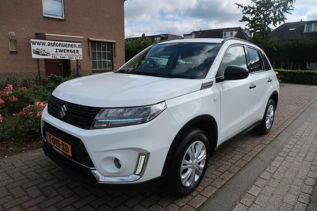 Wit Gebruikt 2021 Suzuki Vitara SUV | € 19.450 - Afbeelding 1/4