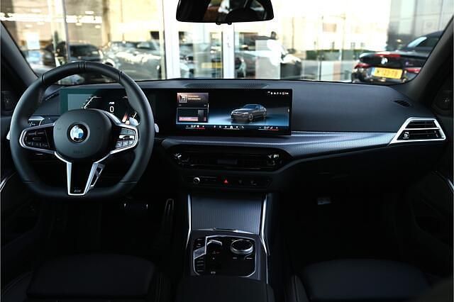 Occasion BMW 318 Comfort Edition 156 PK (114 kW) 2026 Zwart Sedan