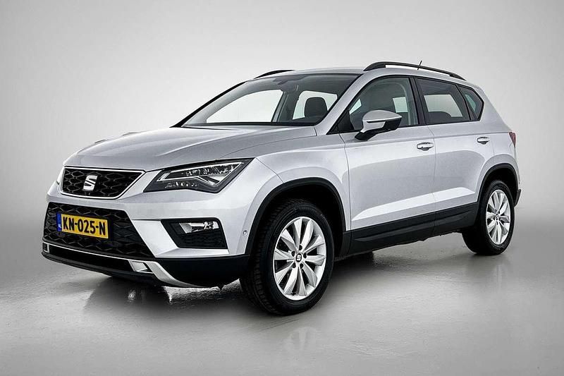 Grijs, metallic lak Gebruikt 2016 Seat Ateca CONNECT SUV | € 12.795 (Duur) - Afbeelding 1/3