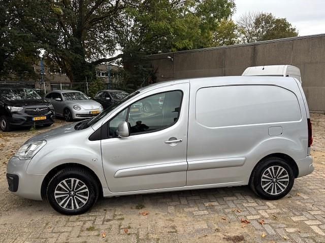 Occasion Peugeot Partner 75 PK (55 kW) 2016 Grijs MPV