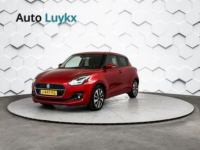 Rood Gebruikt 2020 Suzuki Swift Hatchback | € 17.940 (Eerlijke prijs) - Afbeelding 1/3