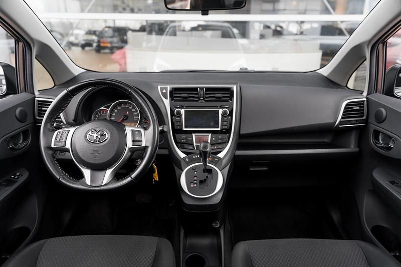 Occasion Toyota Verso-S Trend 99 PK (72 kW) 2015 Bruin MPV