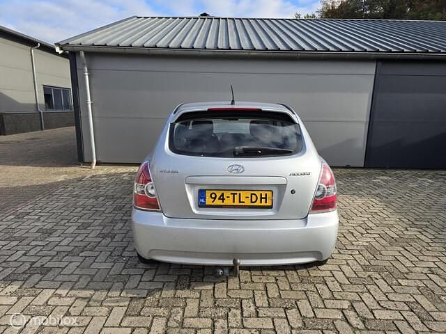 Occasion Hyundai Accent Dynamiq 97 PK (71 kW) 2006 Grijs Hatchback