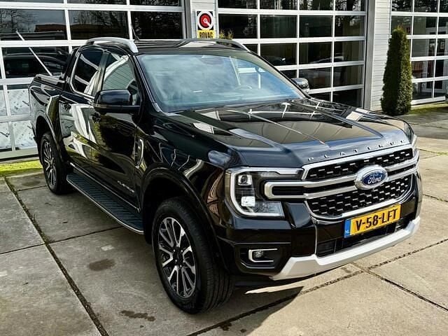 Zwart Gebruikt 2023 Ford Ranger Platinum Pickup | € 44.700 (Super prijs) - Afbeelding 1/4