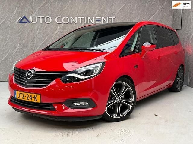 Rood Occasion 2016 Opel Zafira Innovation MPV | € 12.950 (Goede deal) - Afbeelding 1/4