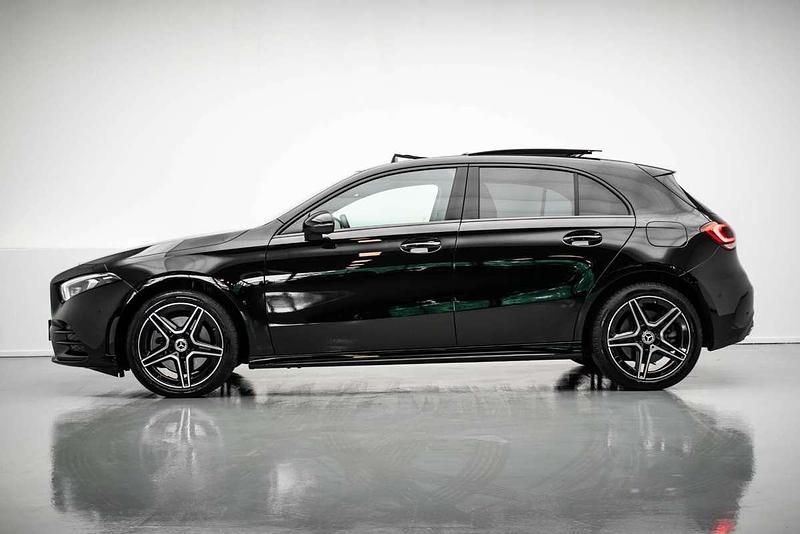 Occasion Mercedes A250 AMG line 218 PK (160 kW) 2022 Zwart Hatchback