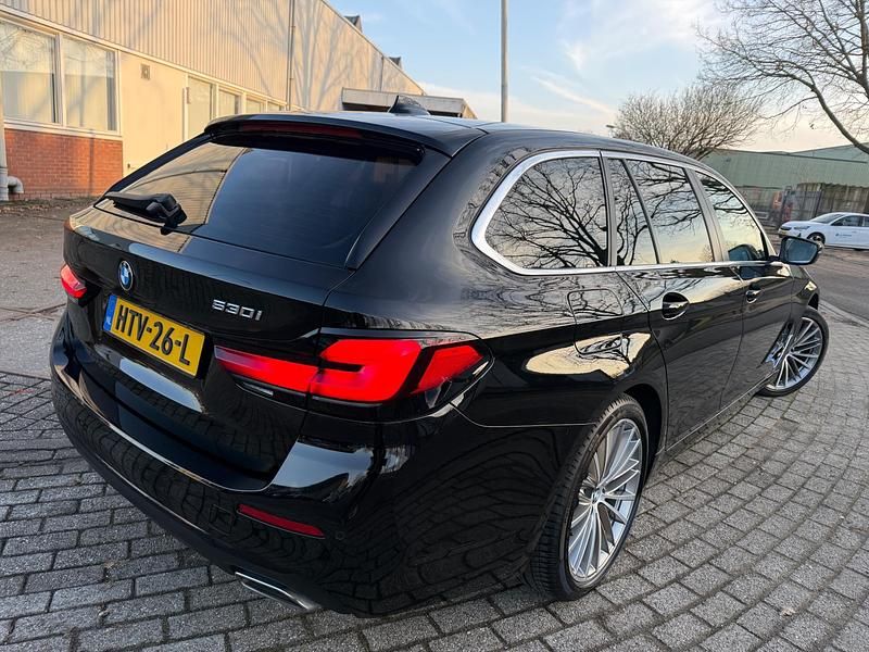 Occasion BMW 530 Executive 255 PK (187 kW) 2022 Zwart Stationwagen