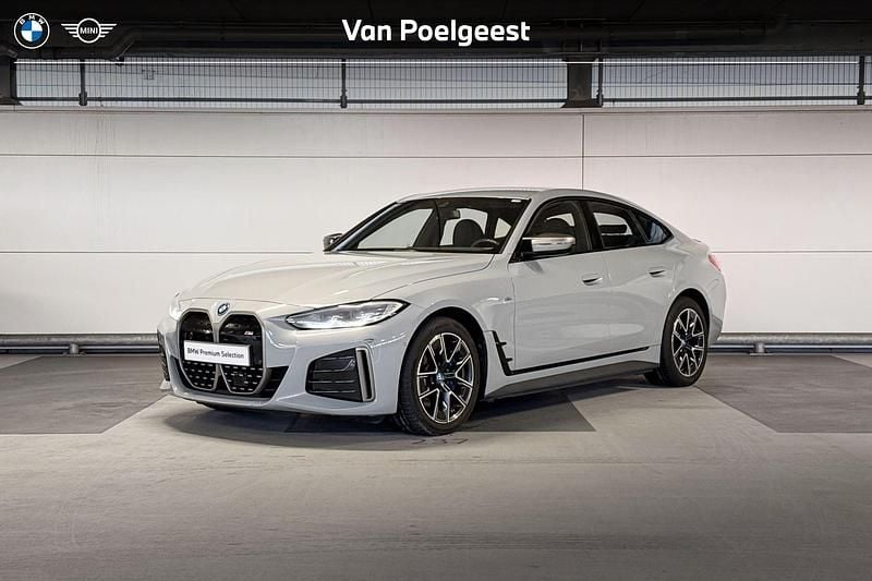 Grijs Gebruikt 2023 BMW i4 Executive Sedan | € 49.900 (Goede deal) - Afbeelding 1/4