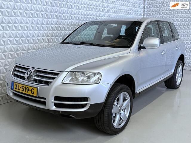 Grijs (metallic) Gebruikt 2004 VW Touareg SUV | € 3.999 (Goede deal) - Afbeelding 1/4