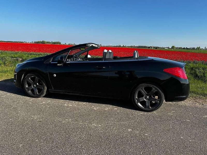 Zwart Gebruikt 2012 Peugeot 308 CC Roland Garros Cabriolet | € 8.000 (Super prijs) - Afbeelding 1/4