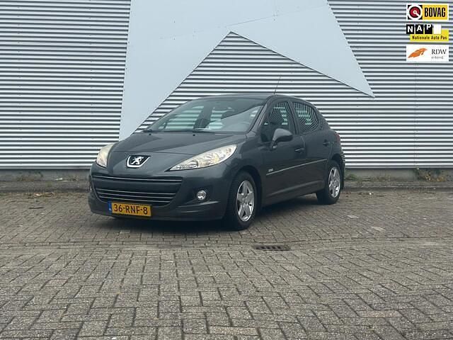 Grijs Gebruikt 2011 Peugeot 207 Hatchback | € 3.650 (Eerlijke prijs) - Afbeelding 1/4