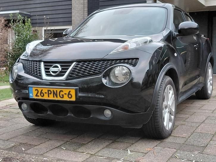Zwart Gebruikt 2011 Nissan Juke Acenta SUV | € 6.800 (Eerlijke prijs) - Afbeelding 1/4