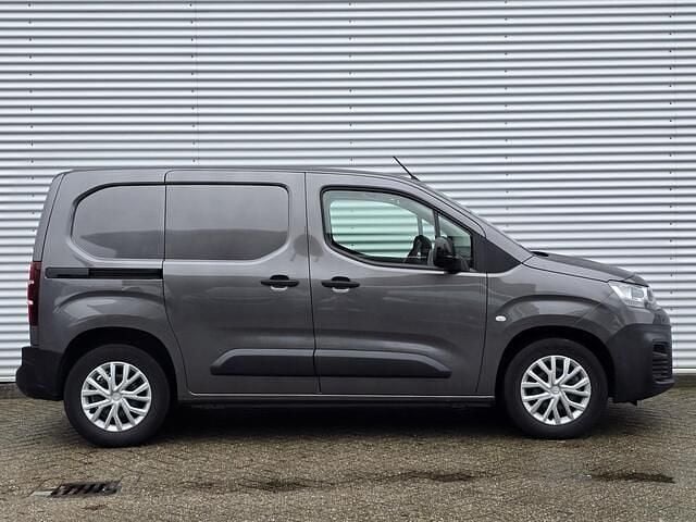 Occasion Citroën Berlingo 100 kW (136 PK) 2022 Grijs MPV
