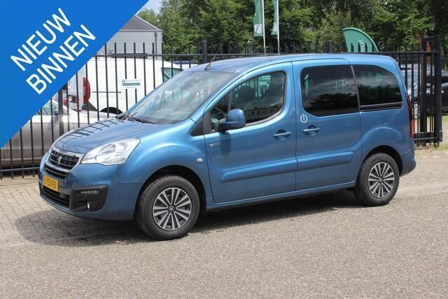 Blauw Gebruikt 2021 Peugeot E-Partner Active MPV | € 15.950 - Afbeelding 1/4