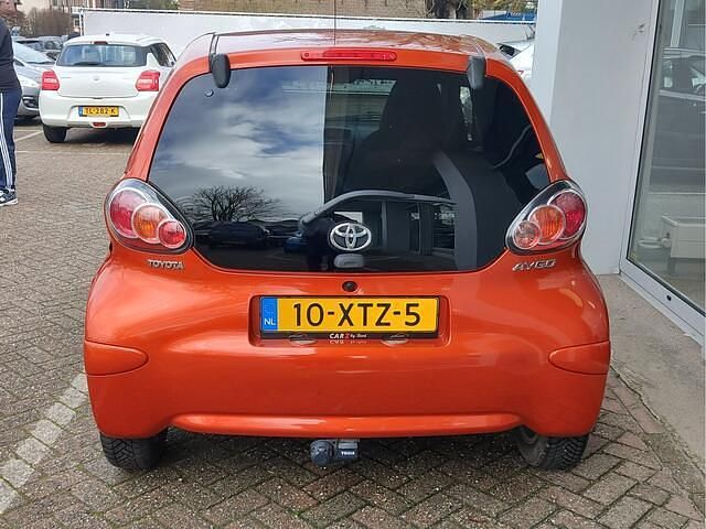 Occasion Toyota Aygo 68 PK (50 kW) 2012 Oranje (metallic) Hatchback